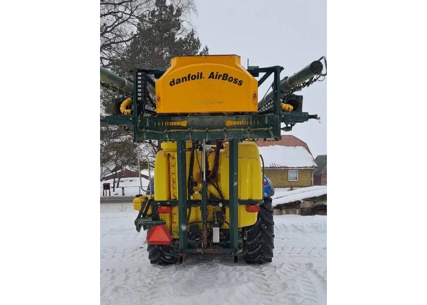 AB3
